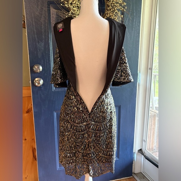 Vince Camuto Black,Gold & Silver Cold Shoulder Sheath Dress. Women’s size 6 - Picture 8 of 13